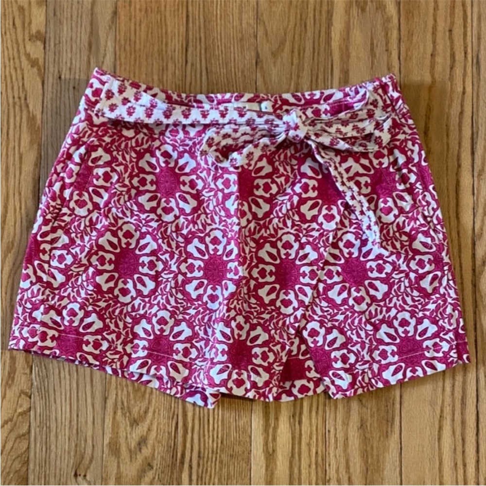 Vineyard Vines Pink and White Floral Skirt